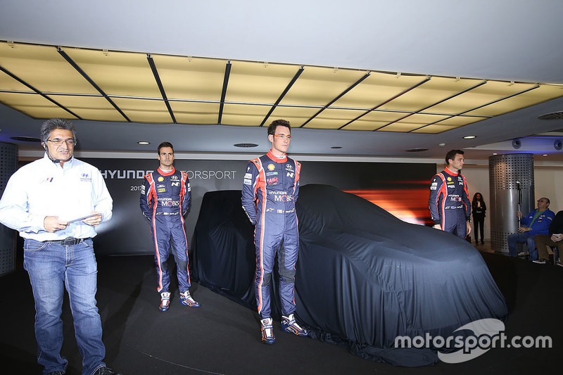 Hayden Paddon, Daniel Sordo, Thierry Neuville, Hyundai Motorsport revelan el Hyundai i20 Coupe WRC 2017