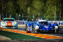 #36 Signatech Alpine A460: Gustavo Menezes, Nicolas Lapierre, Stéphane Richelmi