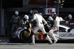 #1 Porsche Team Porsche 919 Hybrid: Timo Bernhard, Mark Webber, Brendon Hartley