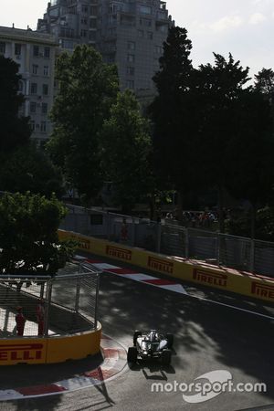 Lewis Hamilton, Mercedes AMG F1 W07 Hybrid