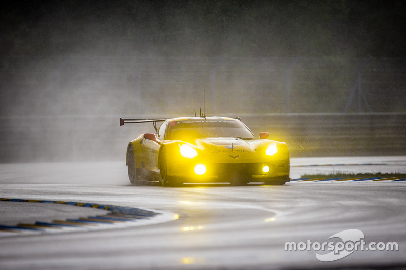 40: #64 Corvette Racing Chevrolet Corvette C7-R: Oliver Gavin, Tommy Milner, Jordan Taylor