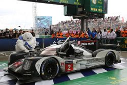 Race winners car #2 Porsche Team Porsche 919 Hybrid: Romain Dumas, Neel Jani, Marc Lieb in parc fermé