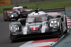 #1 Porsche Team, Porsche 919 Hybrid: Timo Bernhard, Mark Webber, Brendon Hartley