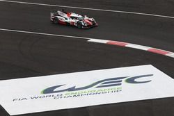 #5 Toyota Racing Toyota TS050 Hybrid: Sébastien Buemi, Kazuki Nakajima
