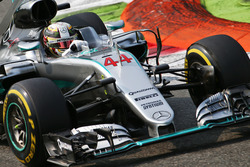 Lewis Hamilton, Mercedes AMG F1 W07 Hybrid