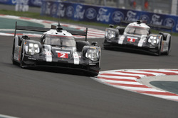 #2 Porsche Team Porsche 919 Hybrid: Romain Dumas, Neel Jani, Marc Lieb; #1 Porsche Team Porsche 919 Hybrid: Timo Bernhard, Mark Webber, Brendon Hartley