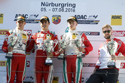 Podio: il vincitore Thomas Preining, Lechner Racing ; 2. Mick Schumacher, Prema Powerteam; Juri Vips