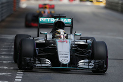 Lewis Hamilton, Mercedes AMG F1 W07 Hybrid