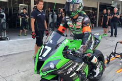 #87 Team Green: Akira Yanagawa, Kazuki Watanabe, Leon Haslam