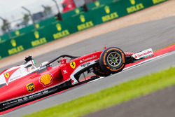 Sebastian Vettel, Ferrari SF16-H running the Halo cockpit cover