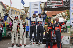 Ott Tanak, Raigo Molder, DMACK World Rally Team; Andreas Mikkelsen, Anders Jäger, Volkswagen Polo WR