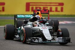 Lewis Hamilton, Mercedes AMG F1 W07 Hybrid