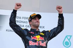 Ganador de la carrera Daniel Ricciardo, Red Bull Racing