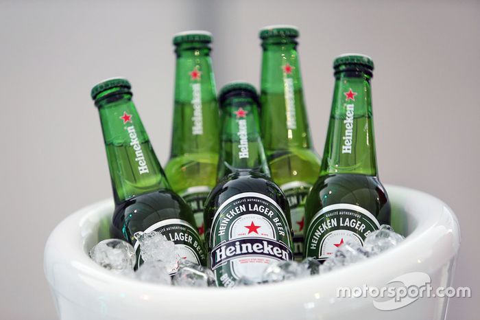 Anuncio de patrocinio de F1 con Heineken