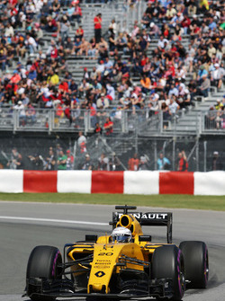 Kevin Magnussen, Renault Sport F1 Team RS16