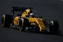 Kevin Magnussen, Renault Sport F1 Team RS16