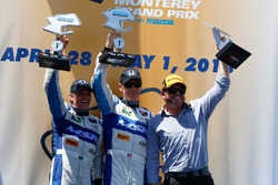#60 Michael Shank Racing with Curb/Agajanian Ligier JS P2 Honda : John Pew, Oswaldo Negri, vainqueurs