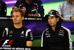 (L to R): Nico Rosberg, Mercedes AMG F1 and Sergio Perez, Sahara Force India F1 in the FIA Press Con