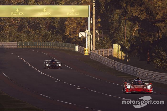 Acciones en la pista al atardecer