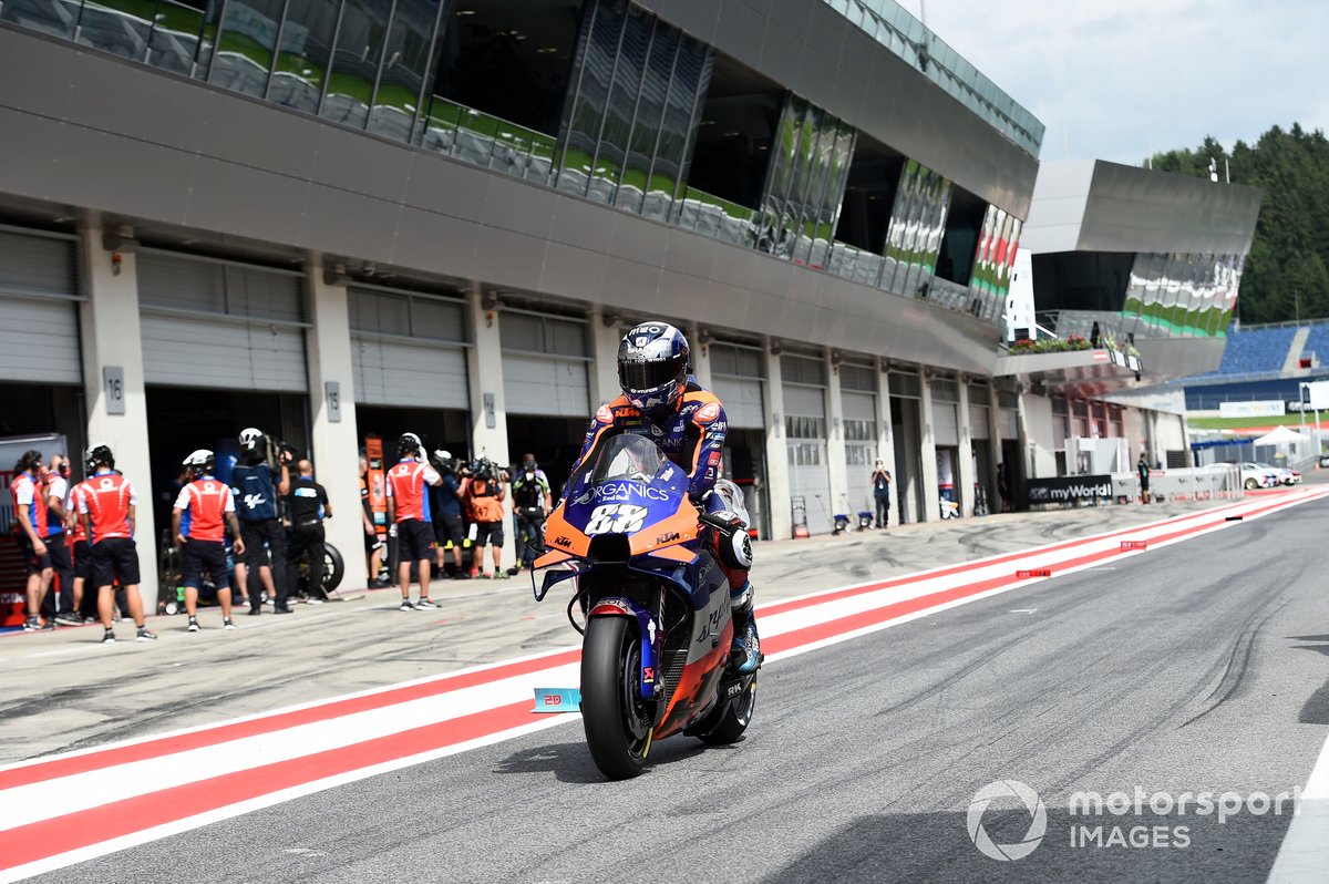 Iker Lecuona, Red Bull KTM Tech 3
