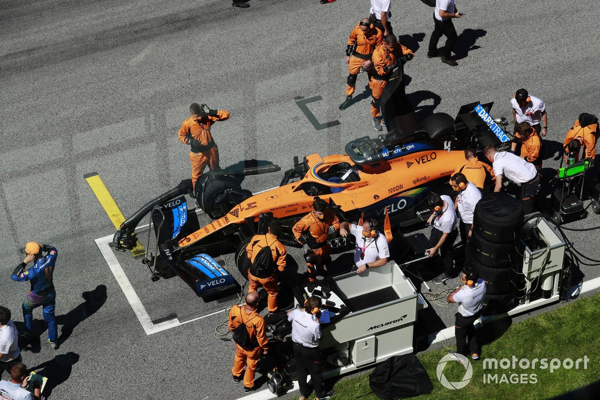 Lando Norris, McLaren MCL35, on the grid