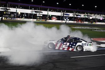 Race winner Brad Keselowski, Team Penske, Ford Mustang
