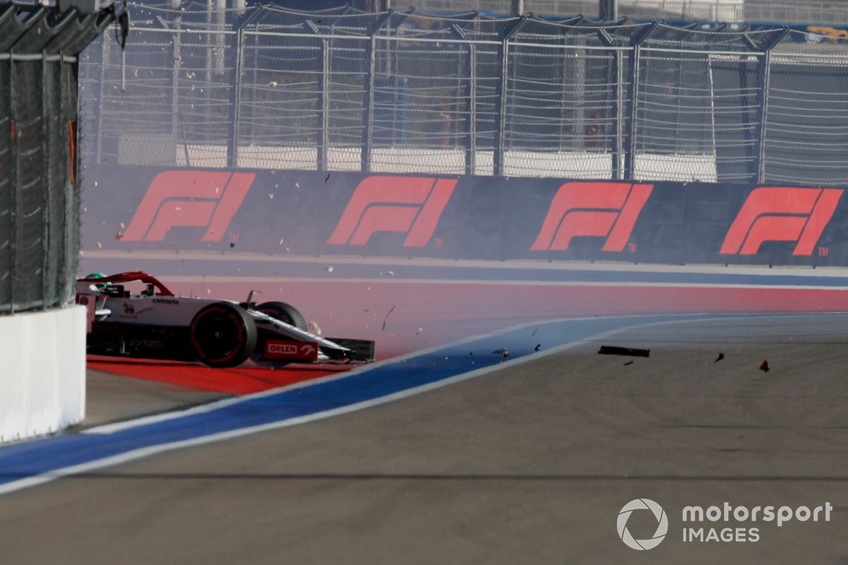 L'incidente di Antonio Giovinazzi, Alfa Romeo Racing C41 durante le prove libere