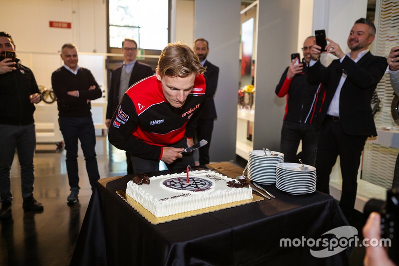 Visita di Chaz Davies agli stabilimenti Brembo