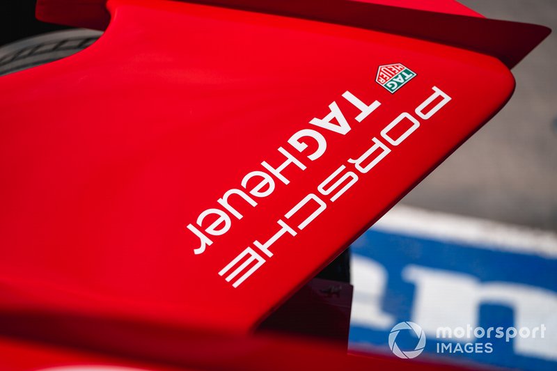 Branding on the Tag Heuer Porsche, Porsche 99x Electric