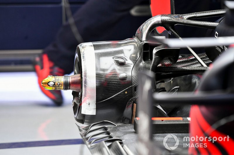 Detalle del freno trasero del Ferrari SF1000