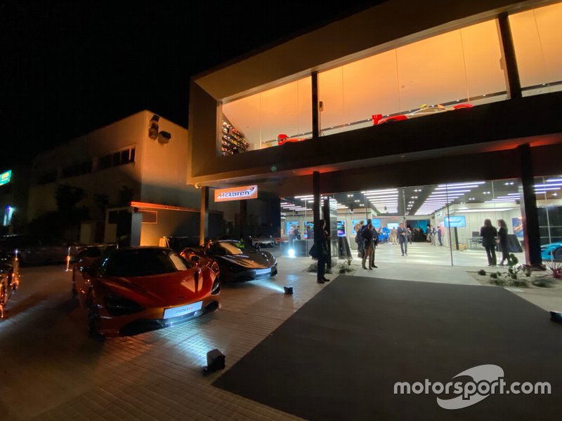 Presentación McLaren Barcelona exposición