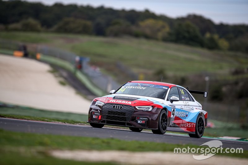 #14 RUS Team Russia  Audi RS 3 LMS: Klim Gavrilov