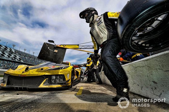 #3 Corvette Racing Corvette C8.R, GTLM: Antonio Garcia, Jordan Taylor, Nicky Catsburg
