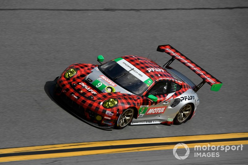 #9 PFAFF Motorsports Porsche 911 GT3 R, GTD: Dennis Olsen, Zacharie Robichon, Lars Kern, Patrick Pilet