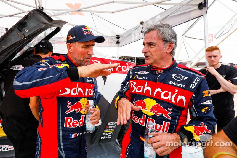 #302 JCW X-Raid Team: Stephane Peterhansel, #305 JCW X-Raid Team: Carlos Sainz