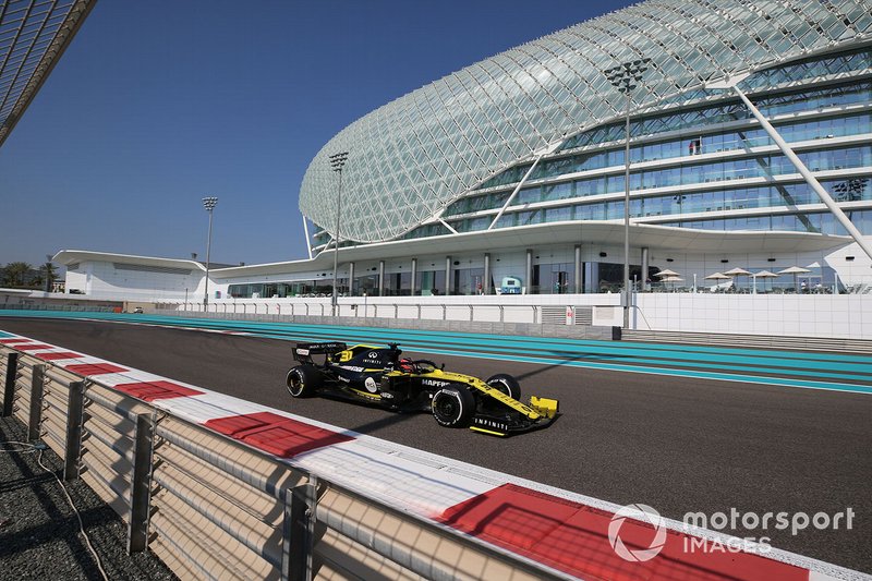 Esteban Ocon, Renault R.S. 19