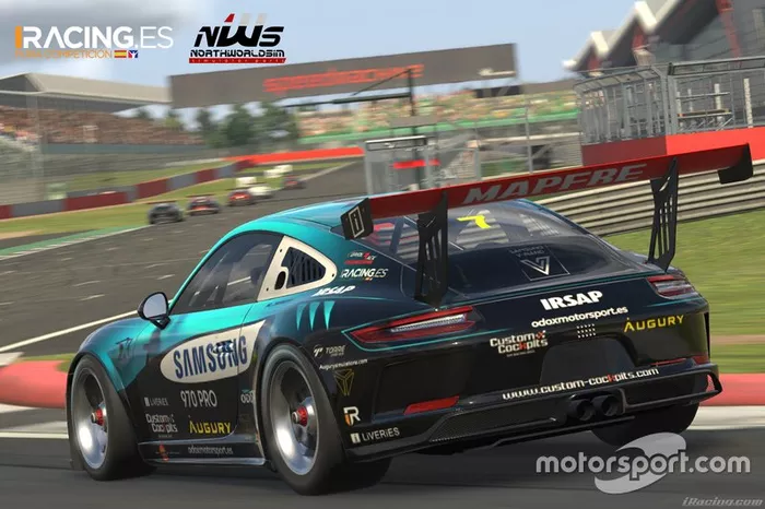 Imagen de la sexta carrera de la ESL MAPFRE Racing