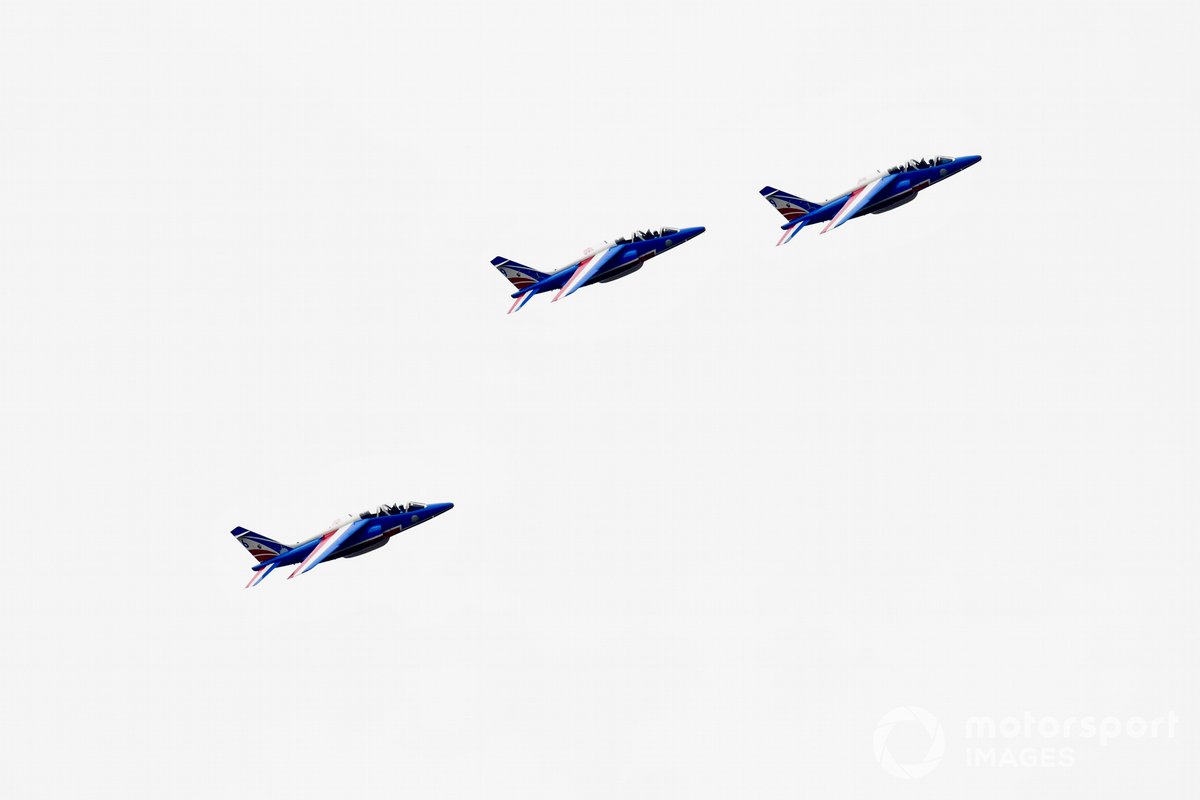 Aviones jets Alpha del equipo de exhibición Armee de l'Air et Espace La Patrouille de France