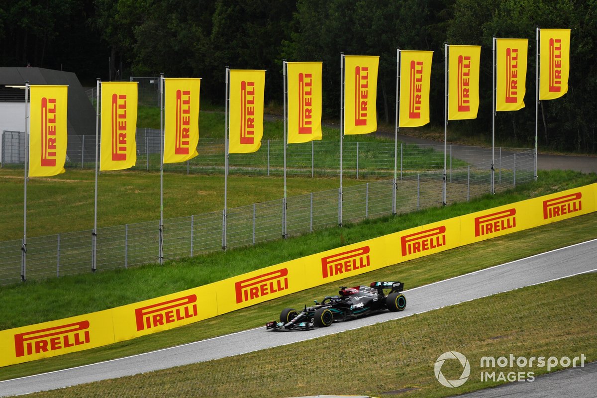 Lewis Hamilton, Mercedes W12