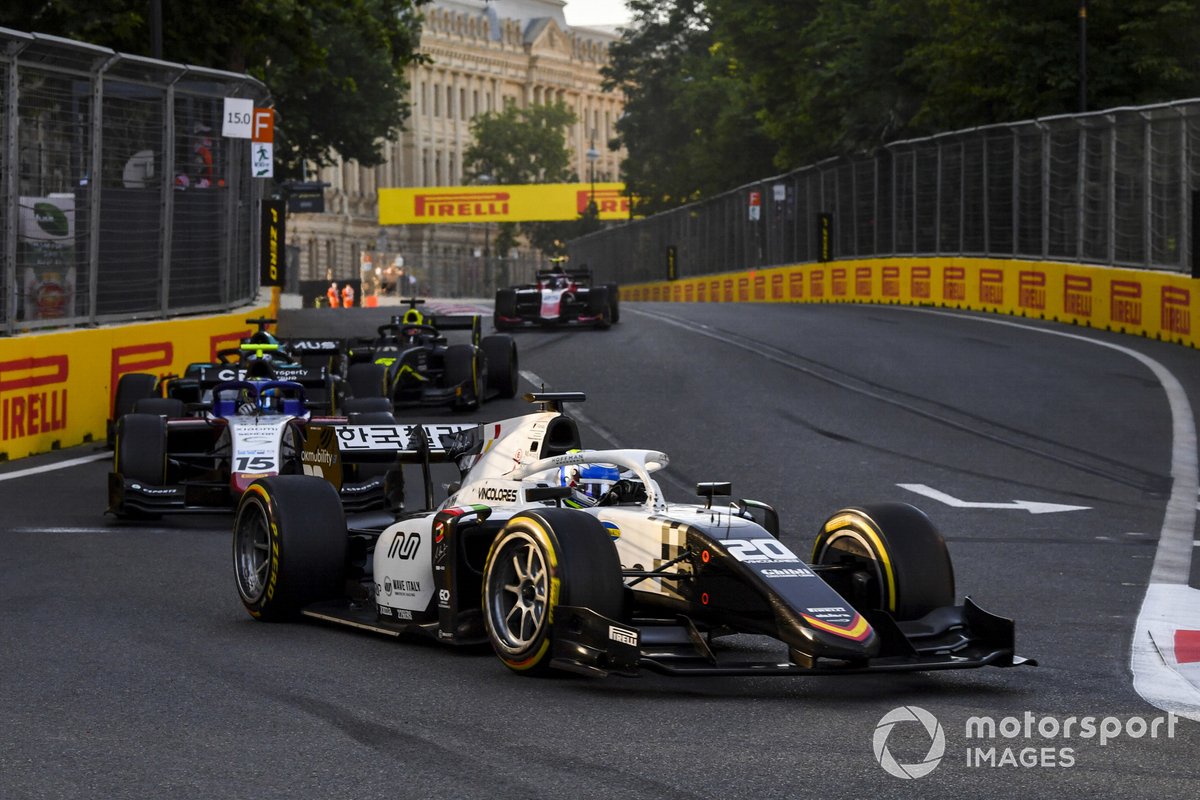 Matteo Nannini, Campos Racing, precede Guilherme Samaia, Charouz Racing System