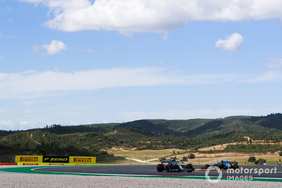 Lance Stroll, Aston Martin AMR21, Fernando Alonso, Alpine A521