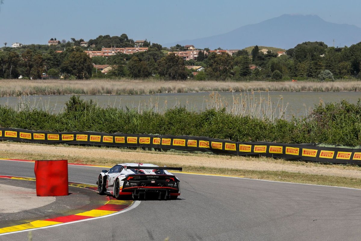 #88 LP Racing, Lamborghini Huracan GT3 Evo: Pietro Perolini, Angelo Negro, Lorenzo Veglia