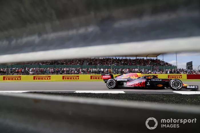 Sergio Pérez, Red Bull Racing RB16B
