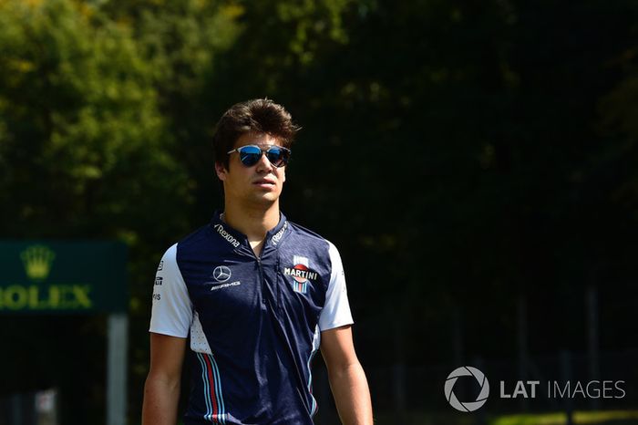 Lance Stroll, Williams Racing, recorre la pista