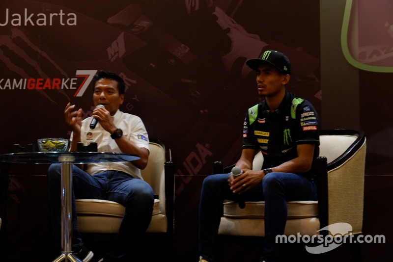Dato' Razlan Razali, CEO Sepang International Circuit and Hafizh Syahrin, Monster Yamaha Tech 3