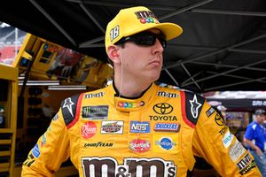 Kyle Busch, Joe Gibbs Racing, Toyota Camry M&M's White Chocolate