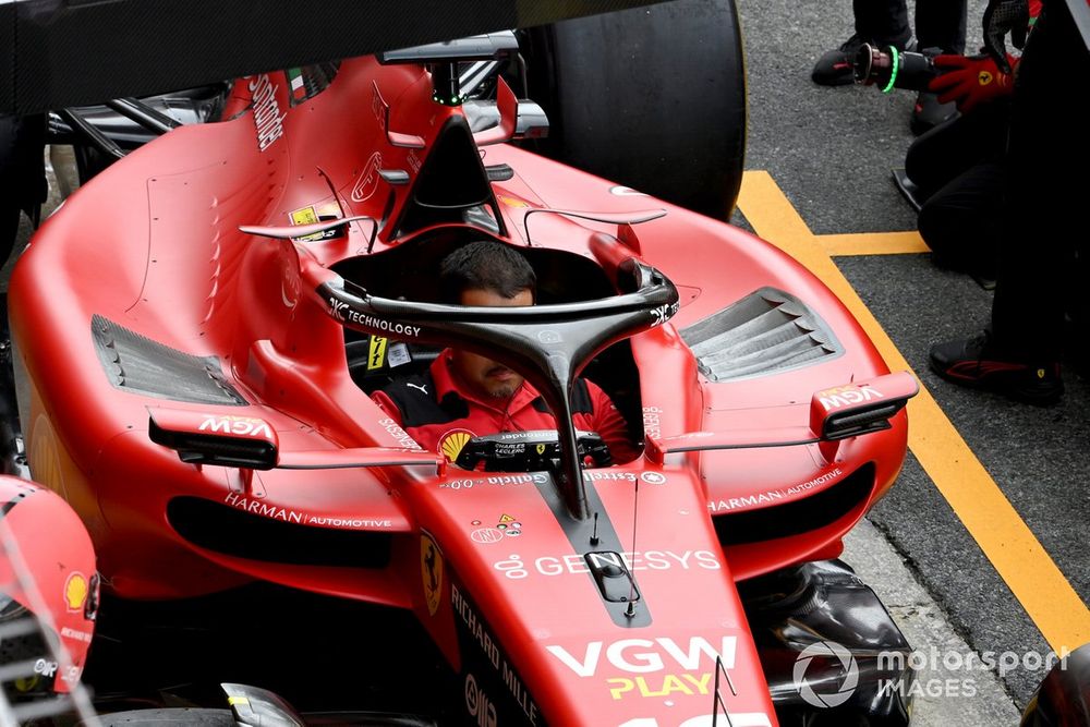 Detalle de los sidepods del coche de  Charles Leclerc, Ferrari SF-23