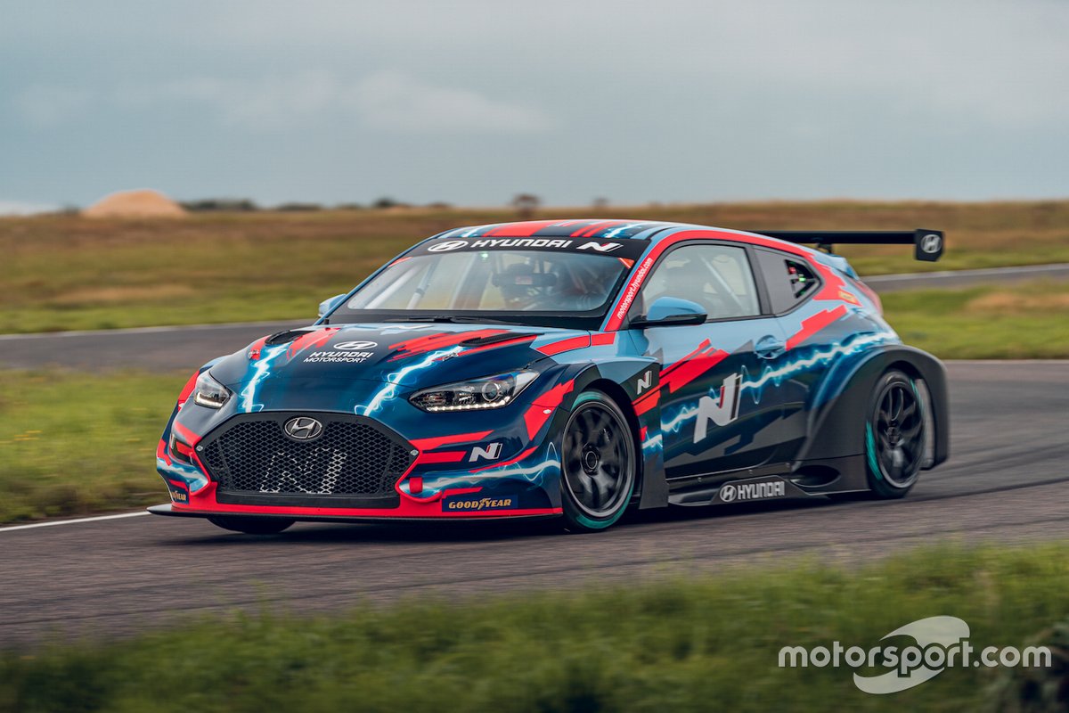 Hyundai Veloster N ETCR