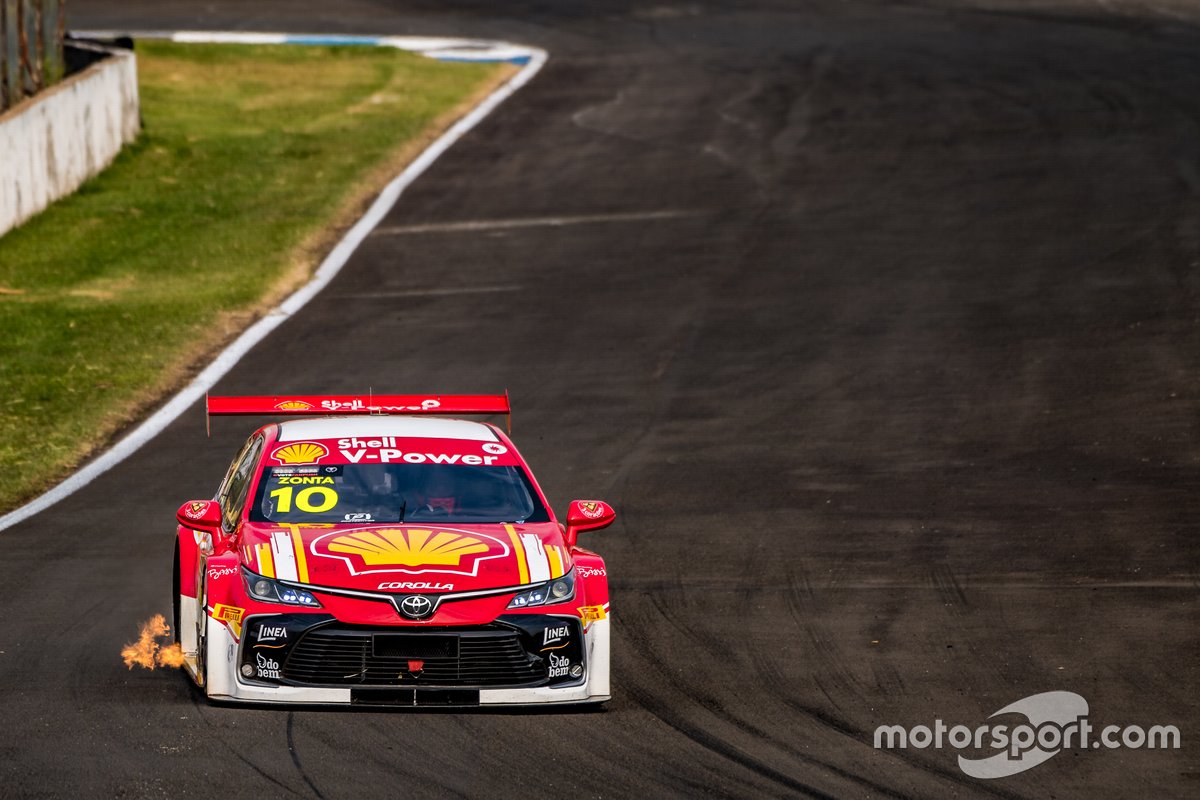 Ricardo Zonta no treino classificatório para a etapa de Londrina da Stock Car