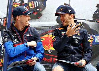 Pierre Gasly, Red Bull Racing, Daniil Kvyat, Toro Rosso